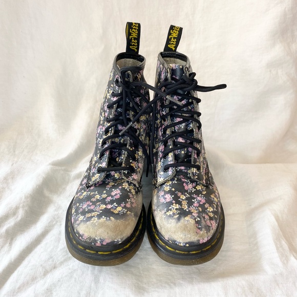 Dr. Martens Floral Print Leather Boots - Picture 7 of 12